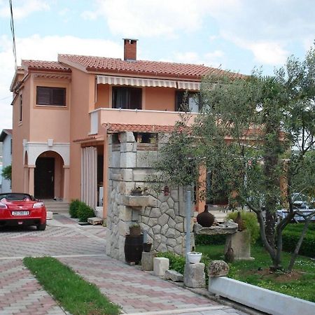 Apartments Andy Sukosan Exterior photo