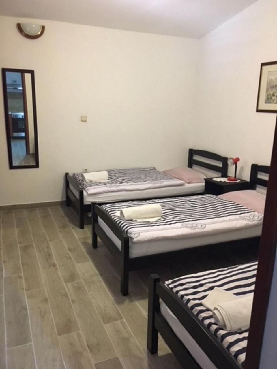 Apartments Andy Sukosan Exterior photo